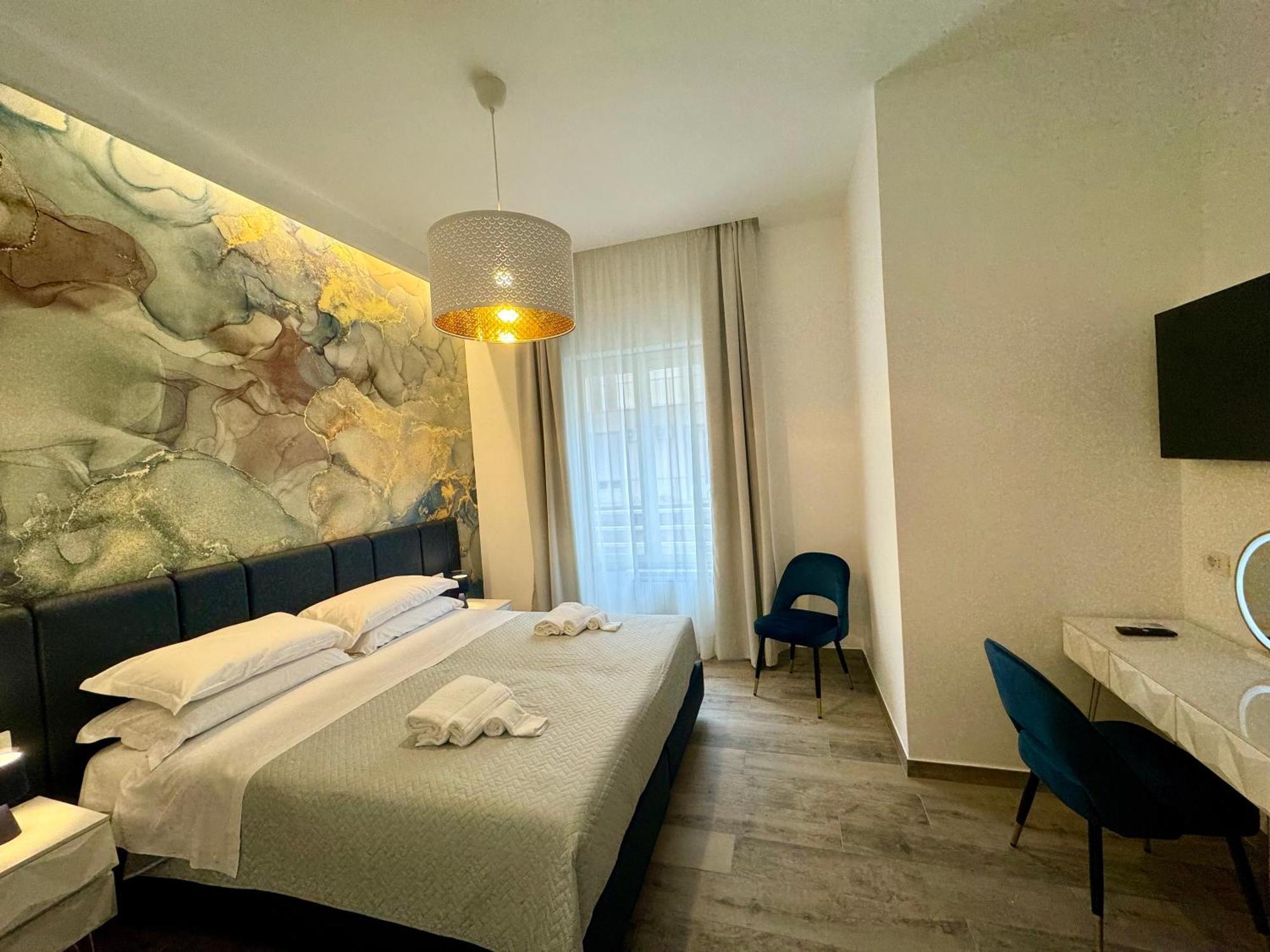 Le Dimore Di Lorenzo Affittacamere *